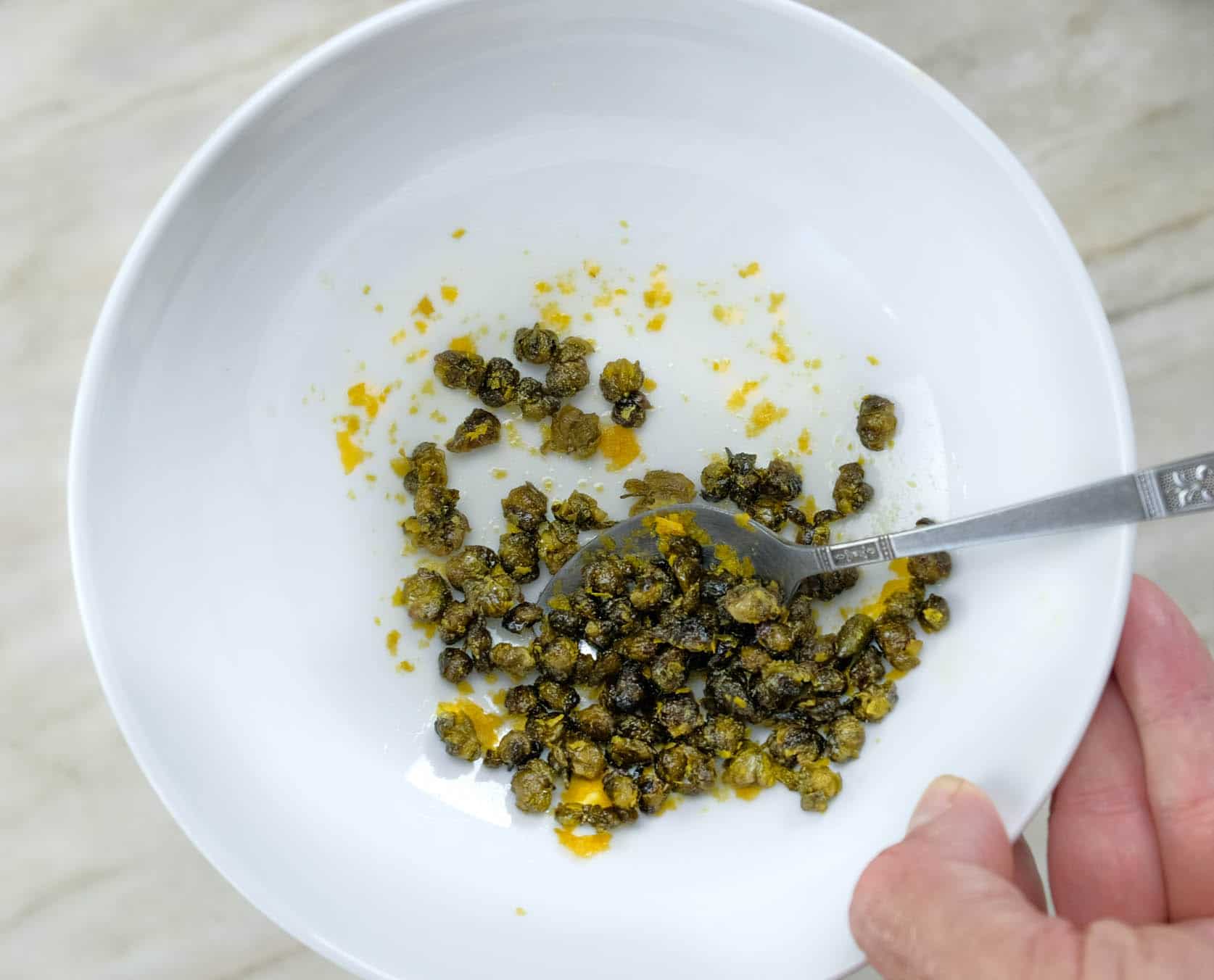crispy capers with nutritional yeast_