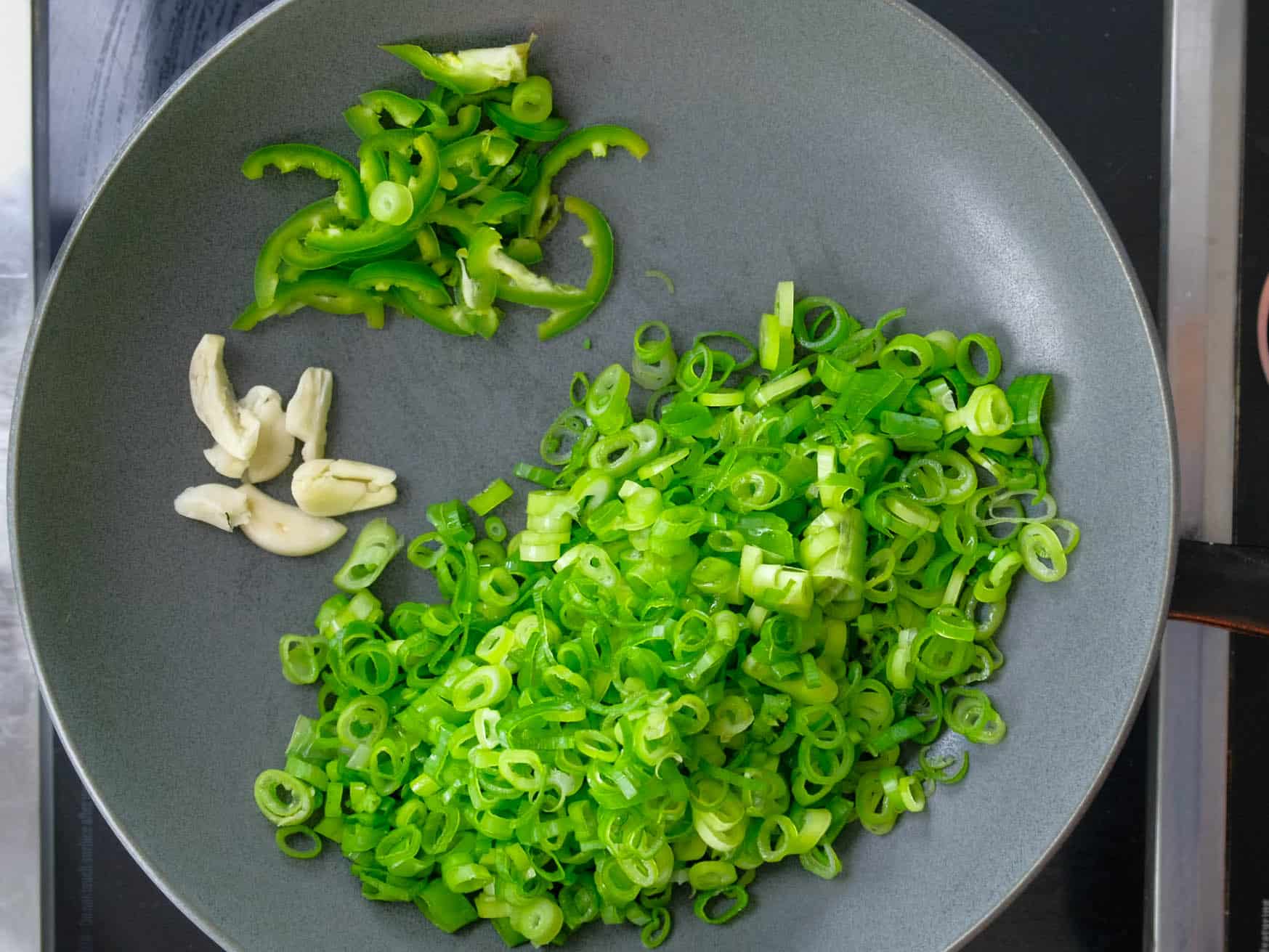 SPICY SCALLION CREAM SAUCE INGREDIENTS