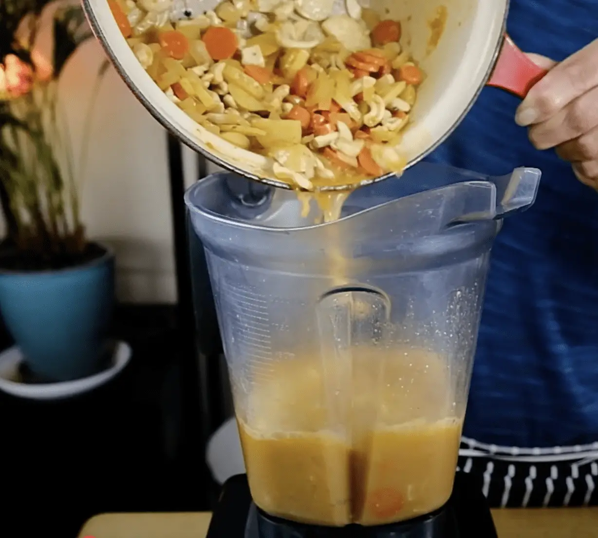 Blending mac and cheese sauce