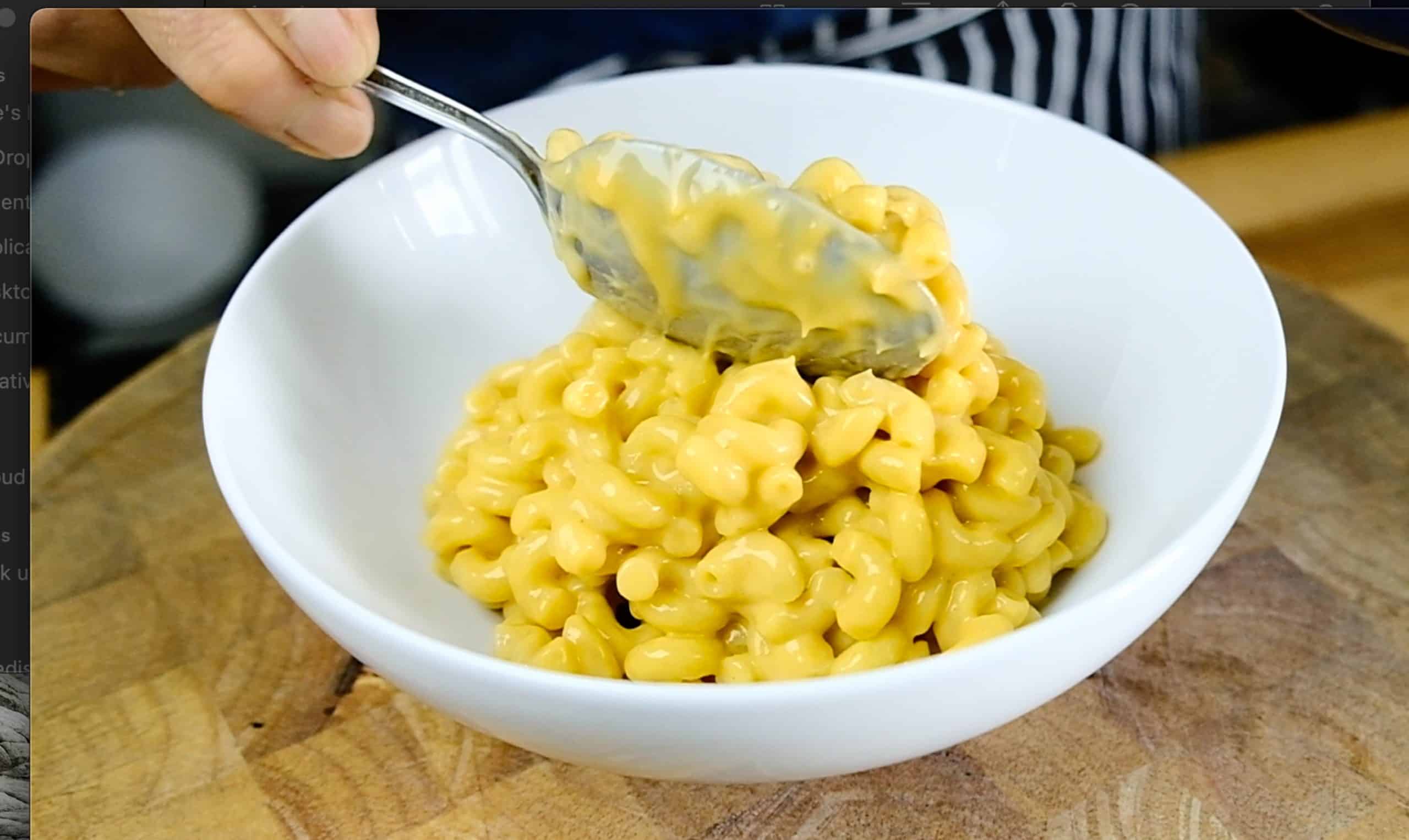 vegan Mac and Cheese quick cook in bowl