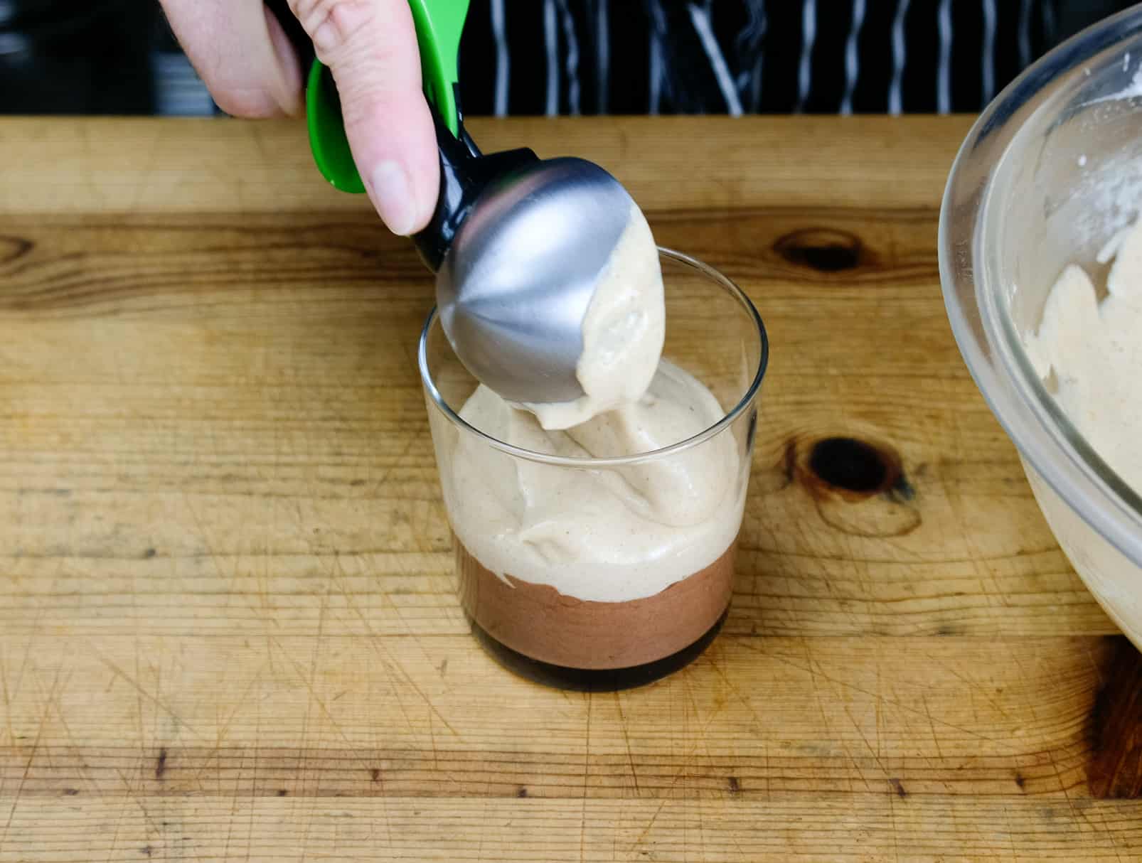 vegan peanut butter scoop mousse