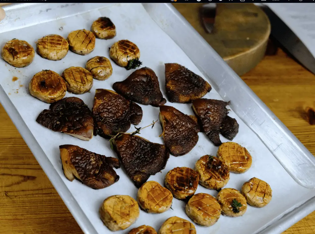 ROASTED BUTTON AND PORTABELLA MUSHROOMS