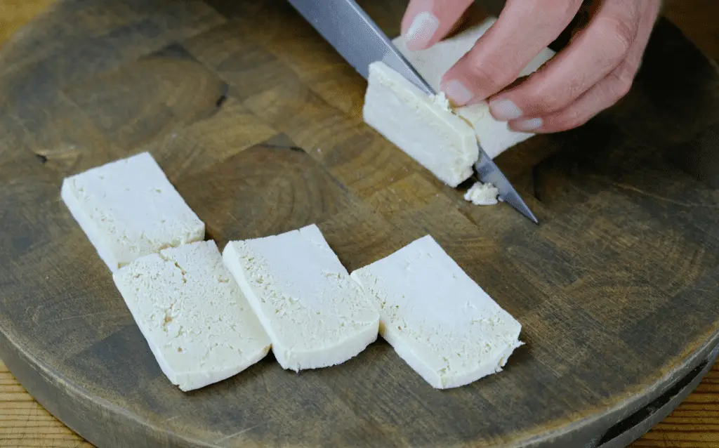 cutting tofu