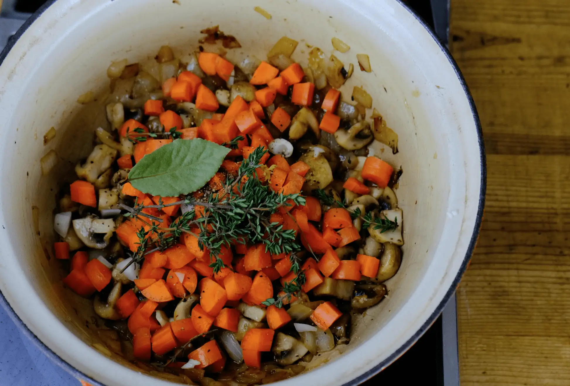 carrots, mushrooms, onion FOR VEGAN SHEPHERD'S PIE