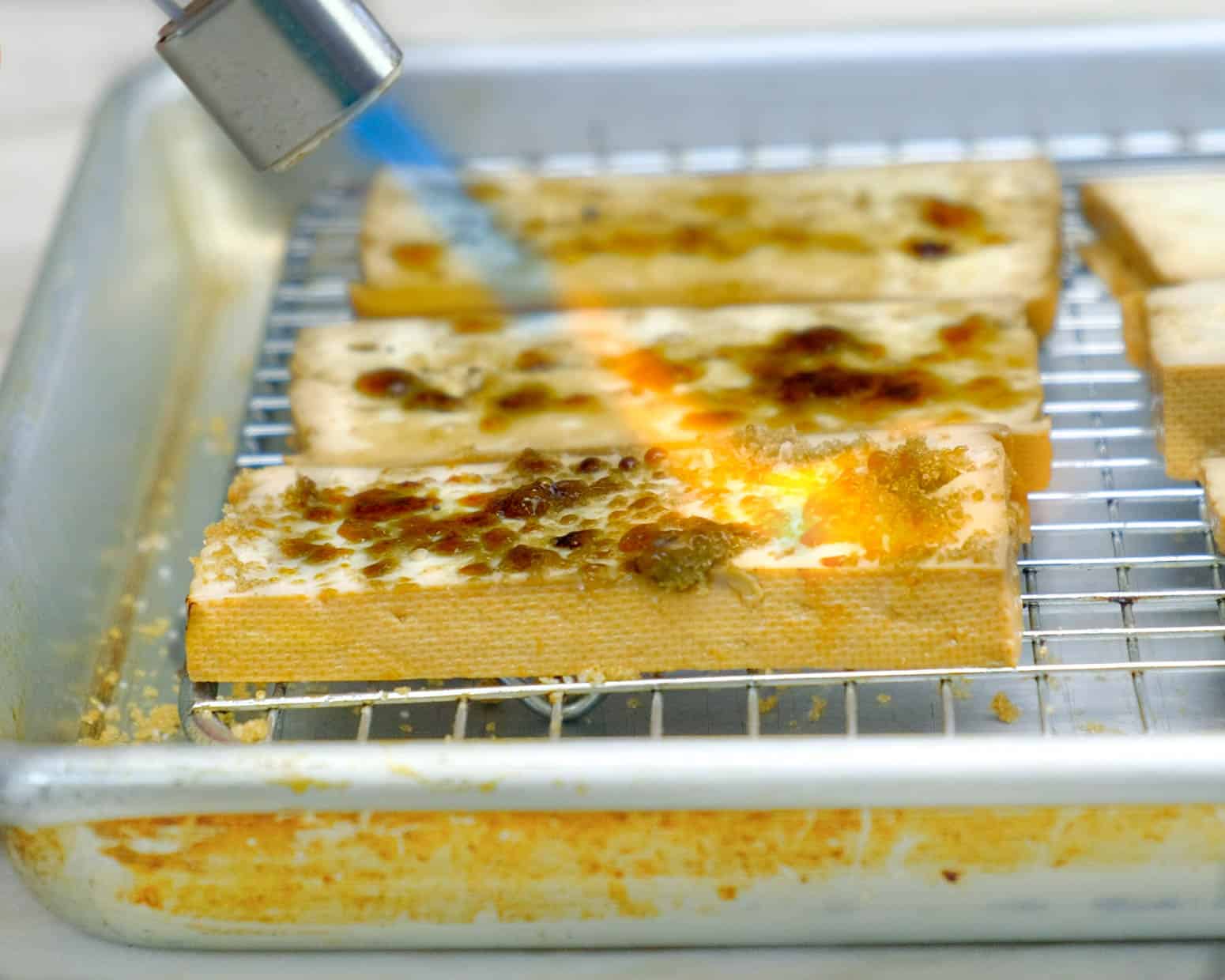 BRUNING TOFU TOMAKE TOFU BRULEE_ BRULEE TOFU TO MAKE TOFU BRULEE_