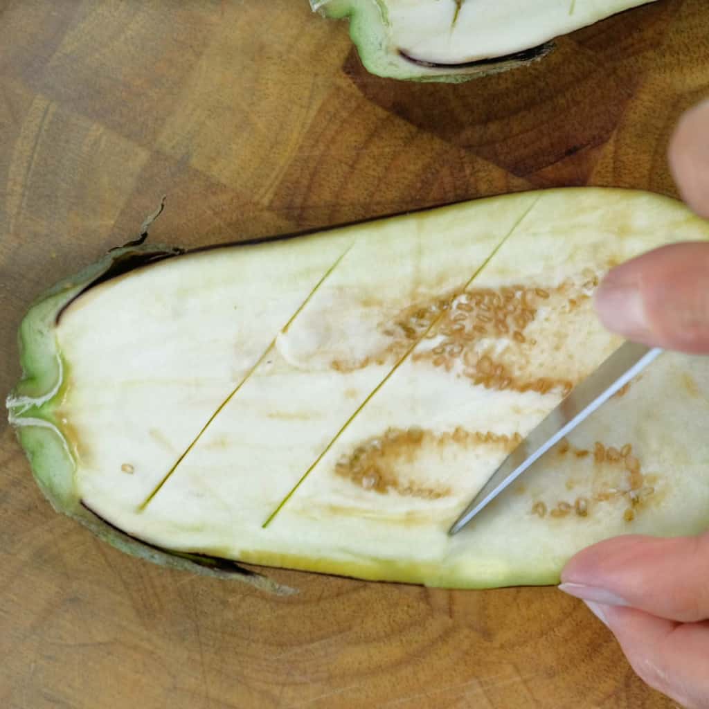 CUTTING EGGPLANT_