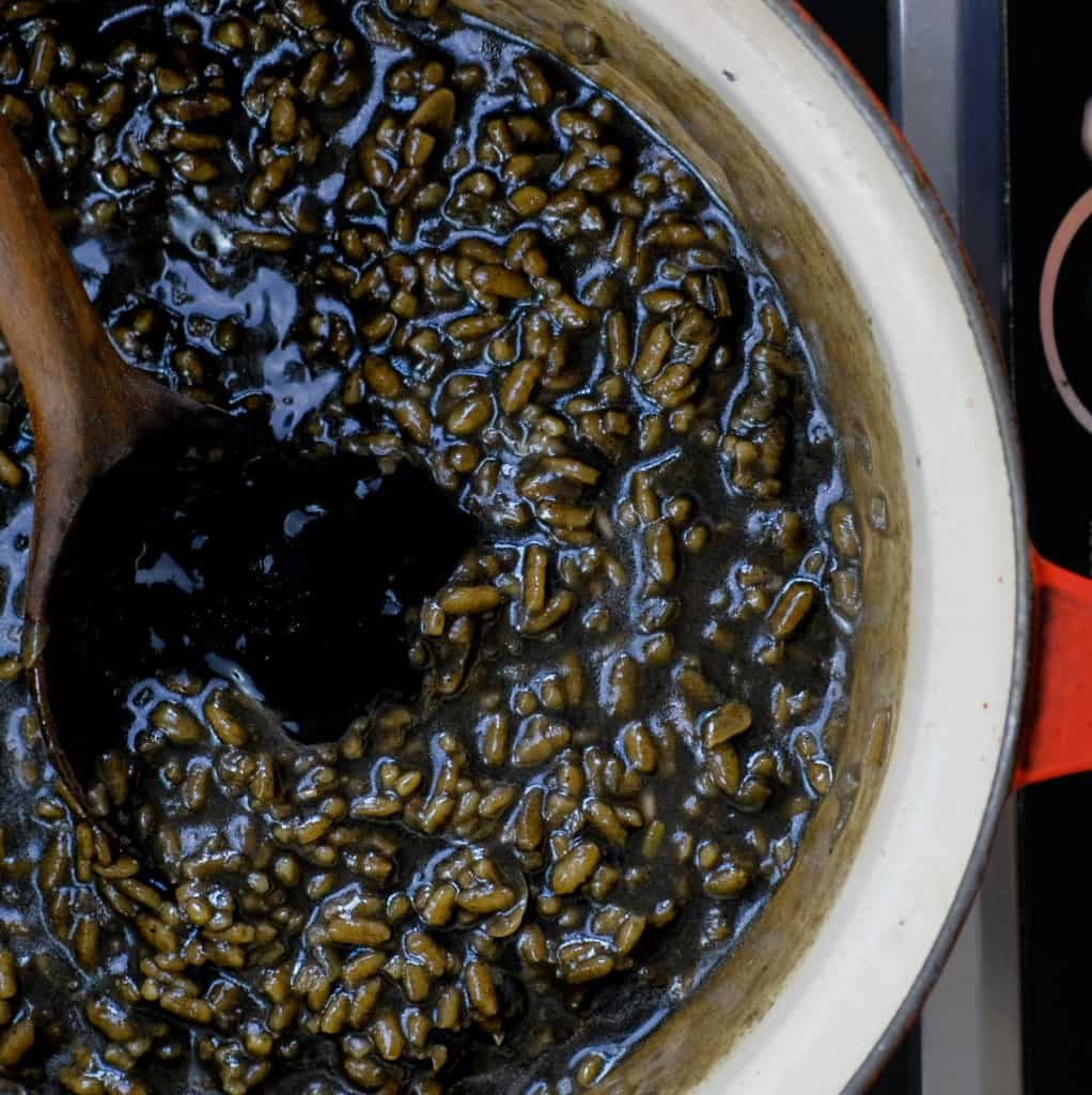 ADDING BLACK SESAME PASTE TO vegan squid ink risotto