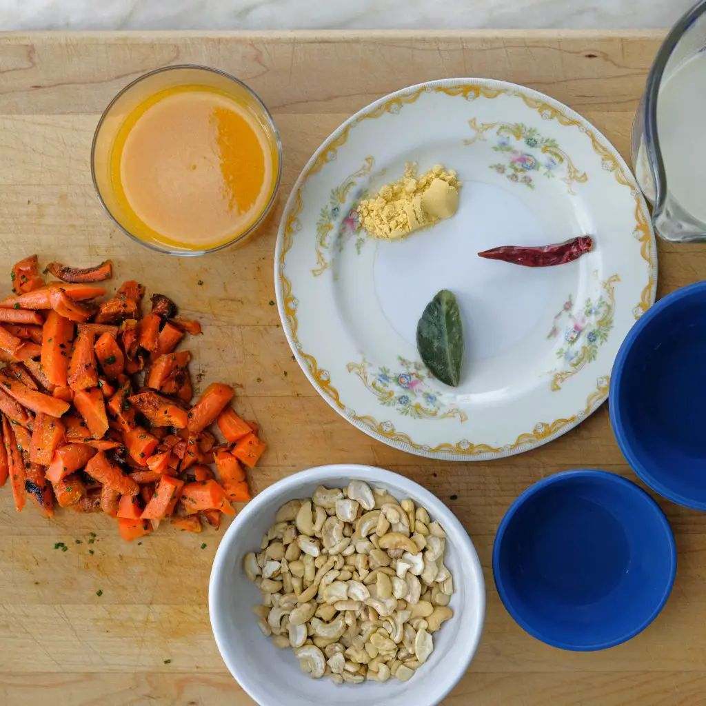 SPICY GINGER CARROT SAUCE INGREDIENTS