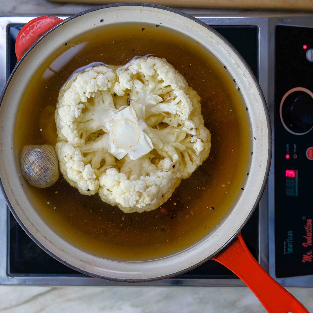 CAULIFLOWER IN BRINE LIQUID