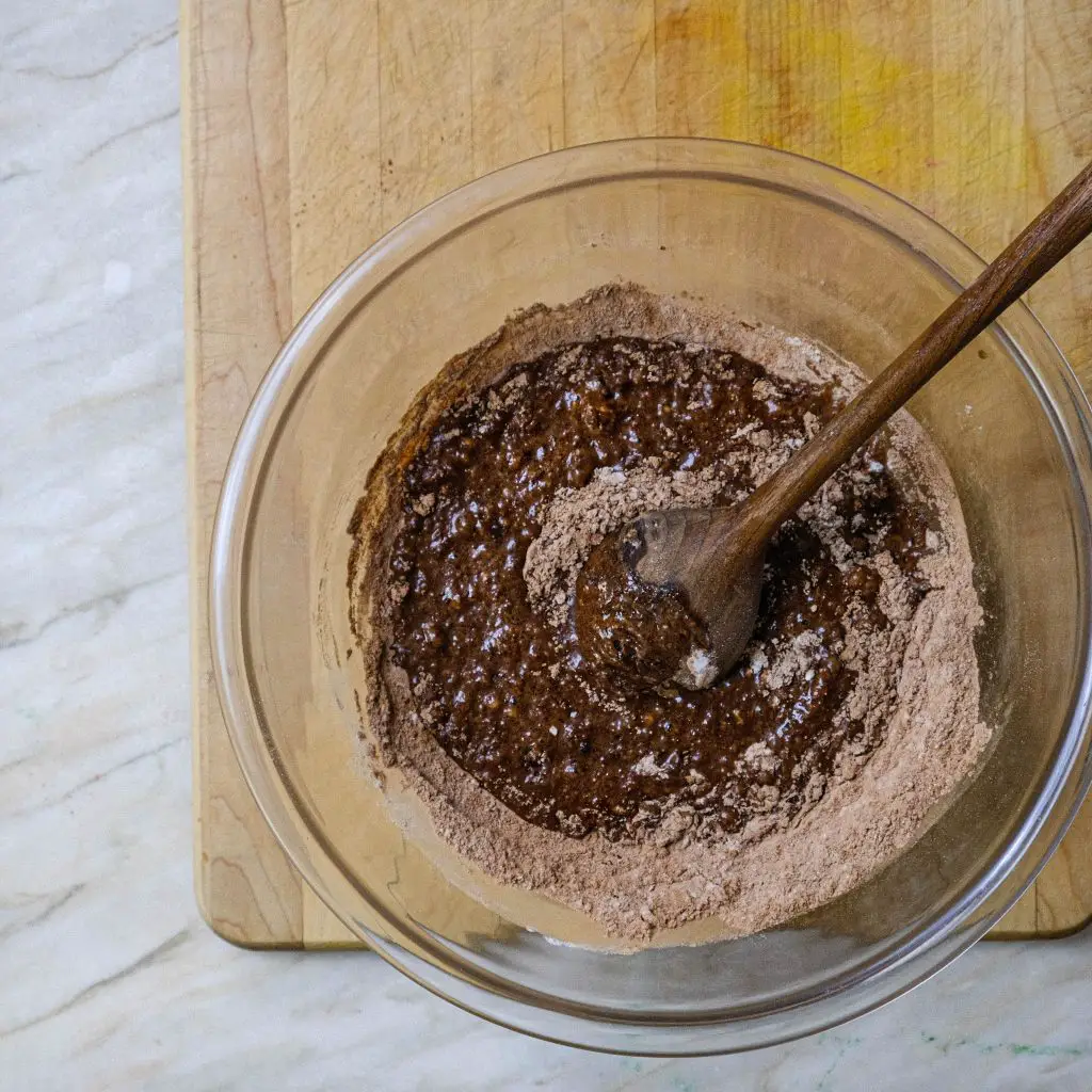 COMBINDING PLANT MILK, COCONUT OIL WITH SHIFTED FLOUR AND COCOA FLOUR FOR MOLTIN LAVA CAKE_