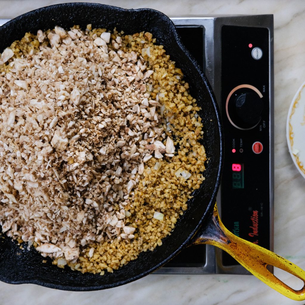 COOKING MUSHROOM WALNUT VEGAN MEAT CRUMBLE INGREDIENTS