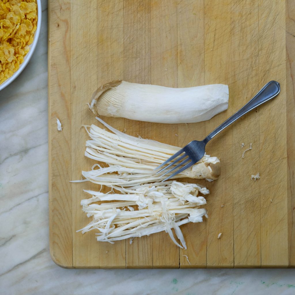 SHREDDED KING OYSTER MUSHROOM