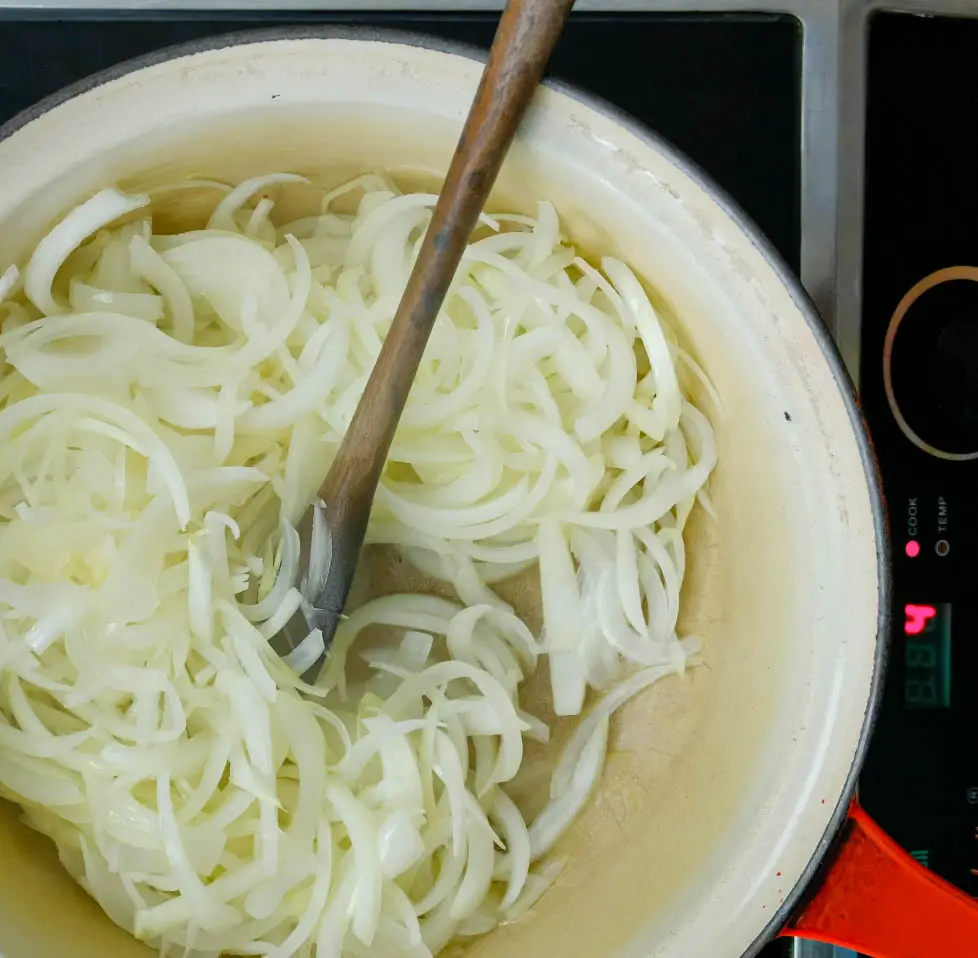 COOKING ONIONS for French Onion Tofu