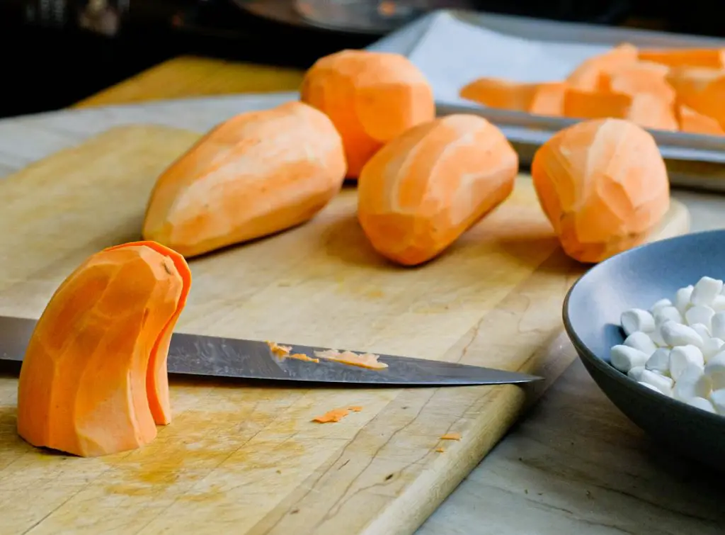 CUT SWEET POTATOES