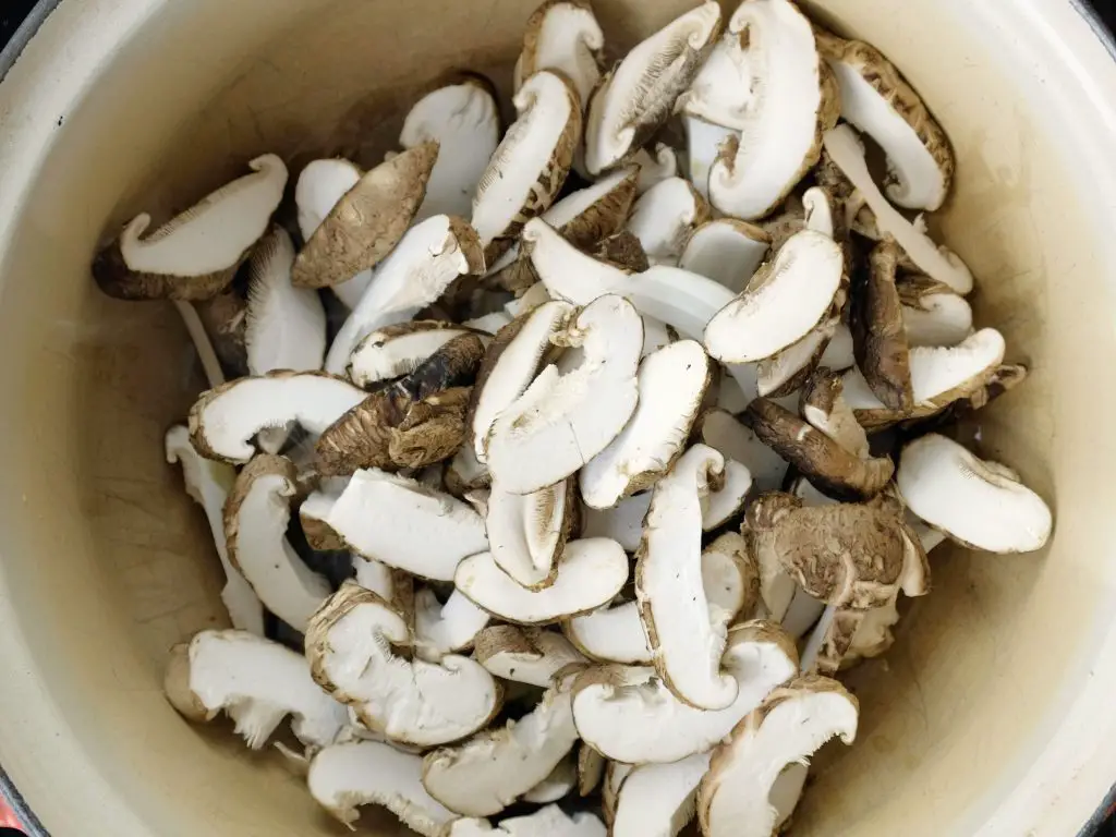 Shiitake mushrooms for Jackfruit Pulled Pork